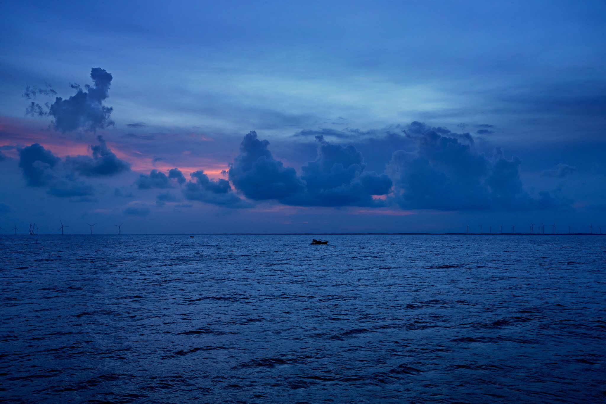 Crimson, Bu1ea1c Liu00eau